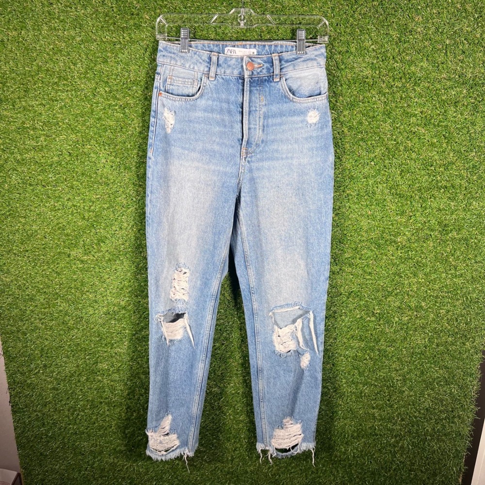 Zara Womens High Waisted Distressed‎ Mom Jeans Light Wash Size 2